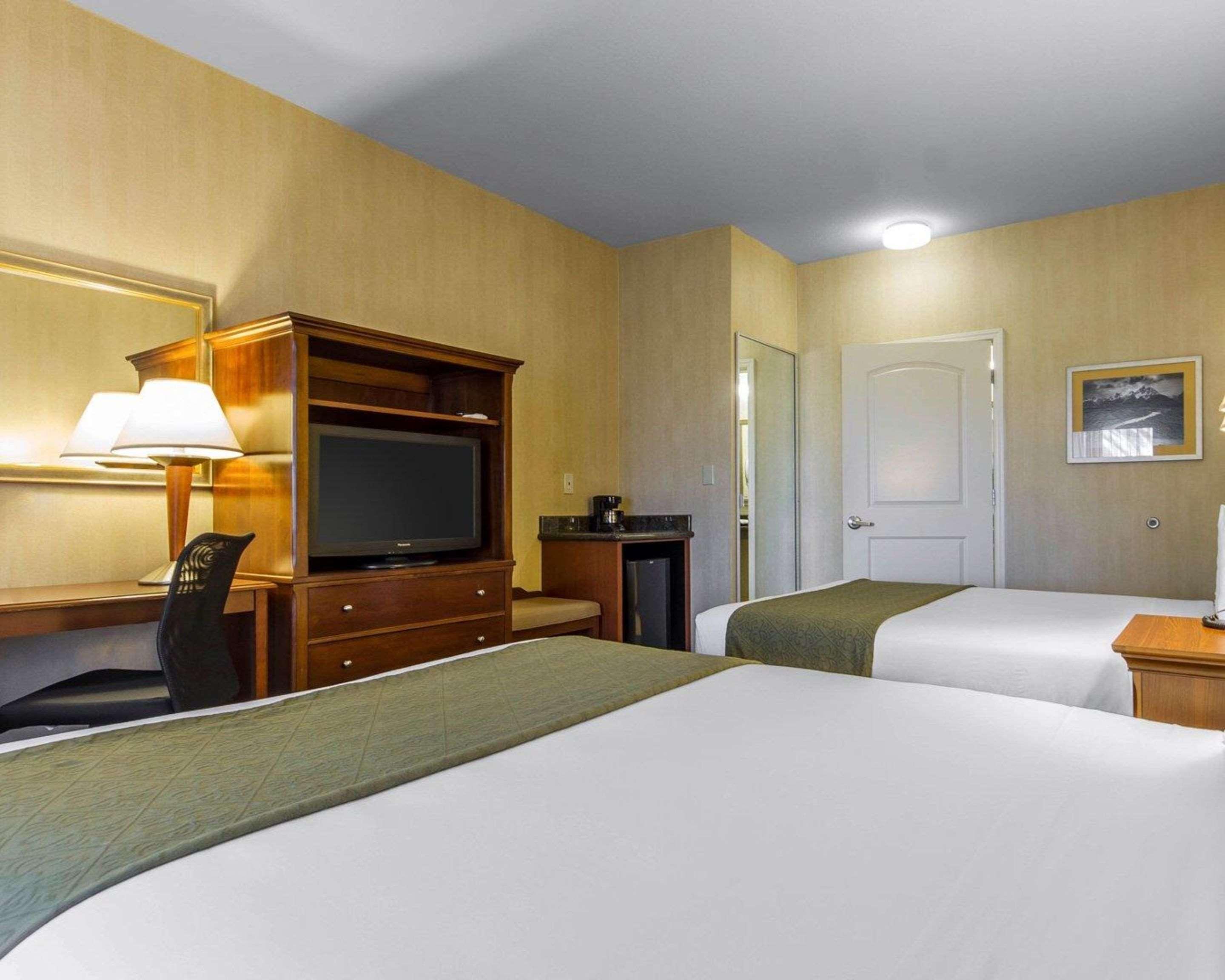 Quality Inn & Suites Livermore Wine Country Exterior photo
