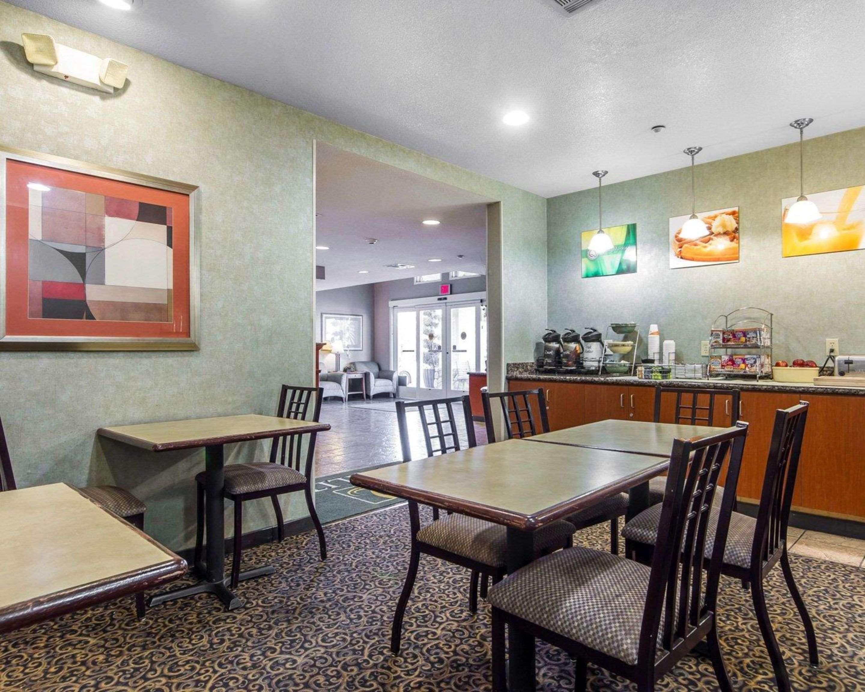 Quality Inn & Suites Livermore Wine Country Exterior photo