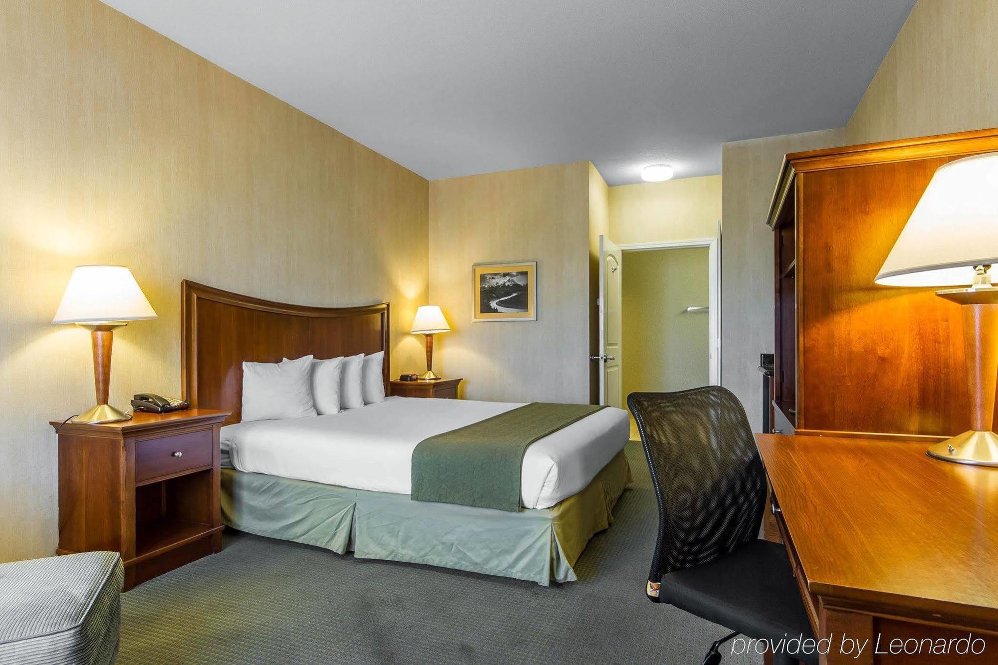 Quality Inn & Suites Livermore Wine Country Exterior photo